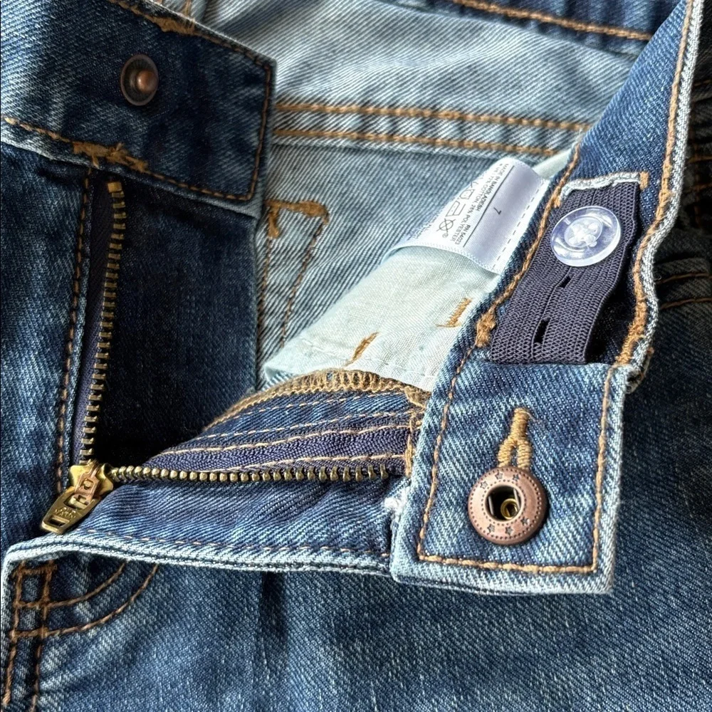 NWOT Old Navy Boys Straight Jeans Size 7